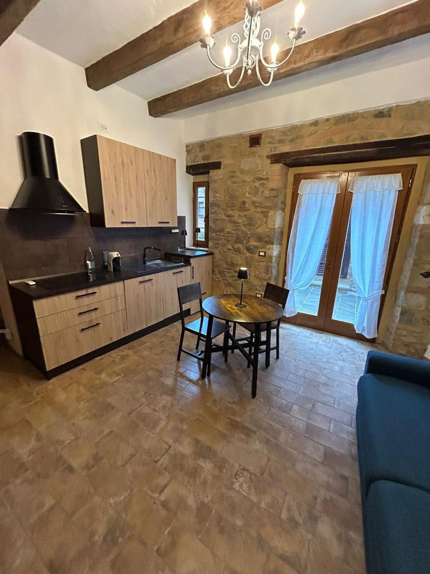 Borgo Di Mezzo Appartement Castelnuovo dellʼAbate Buitenkant foto
